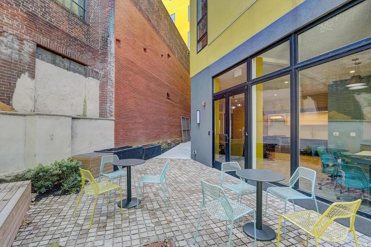Frontdesk The Glenwood Apts Brewerytown Philadelphia Apartment Bagian luar foto