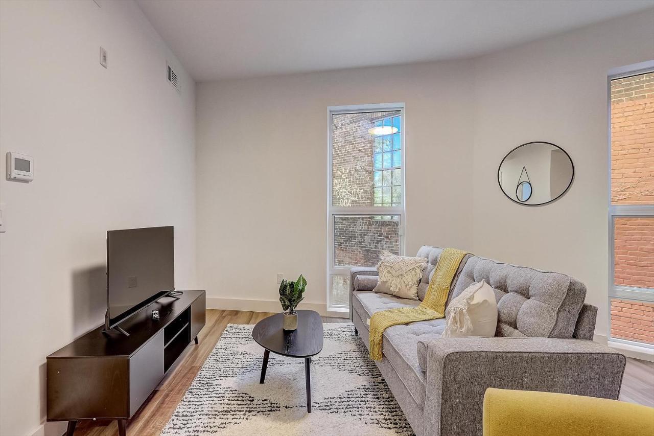 Frontdesk The Glenwood Apts Brewerytown Philadelphia Apartment Ruang foto